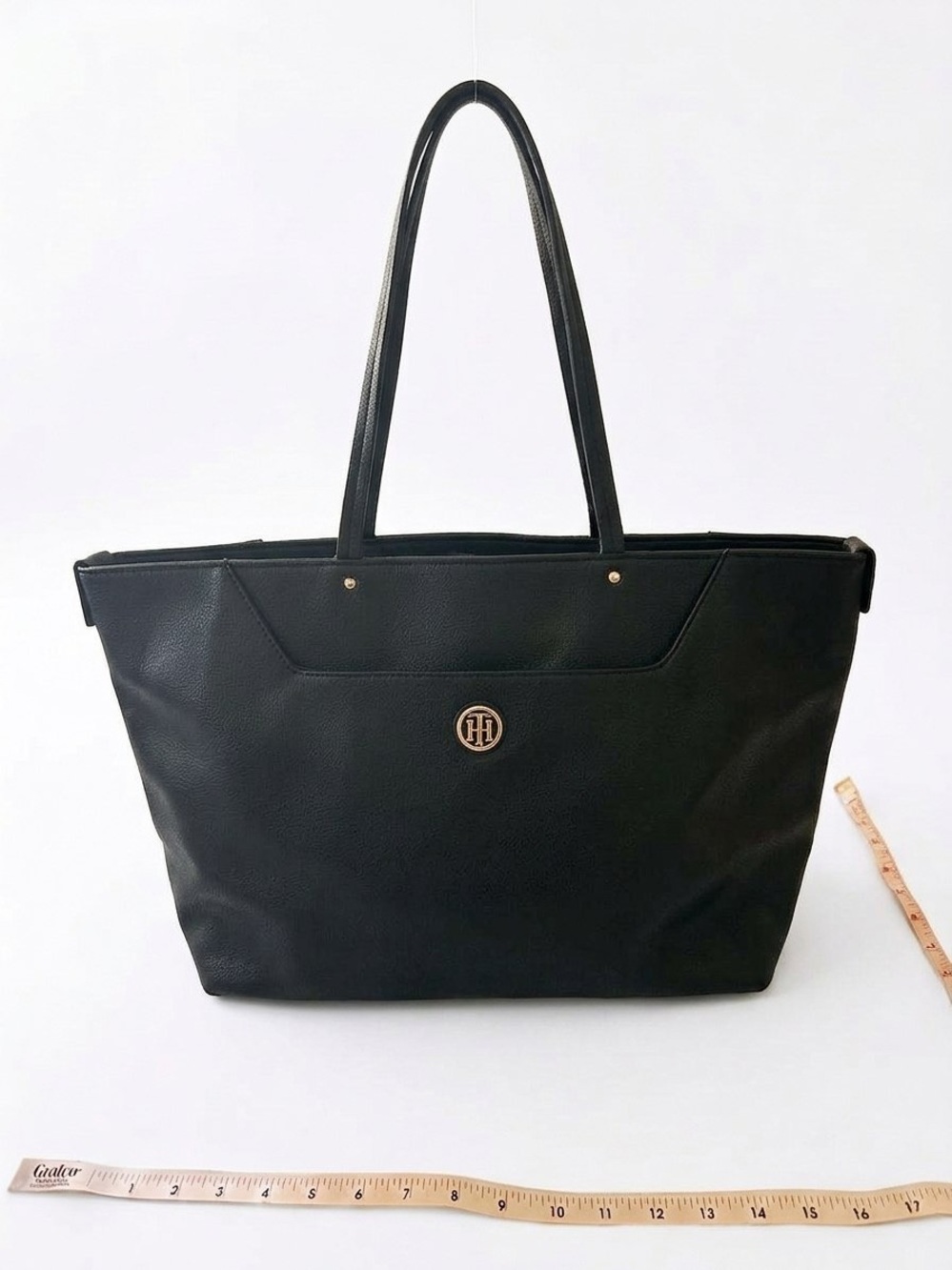 Tommy Hilfiger bag